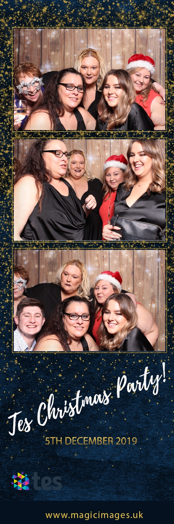Tes Christmas party  | View more photos from the event at gallery.magicimages.uk/u/MagicImages/Tes-Christmas-party